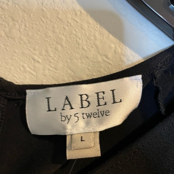 NWT Label by 5 Twelve  Wide Leg V Neck Jersey Jumpsuit Romper Black POC… - Picture 4 of 11